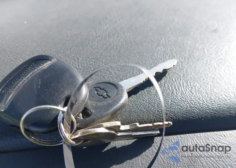 2002 Chevrolet Silverado 1500 Ls z USA, uszkodzony, nr VIN 2GCEC19T621196193